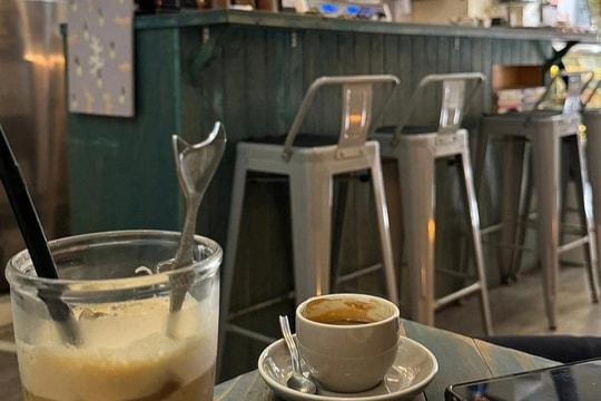 TPHCM: Quán cà phê chỉ cho khách ngồi hơn 1 tiếng và loạt yêu cầu lạ