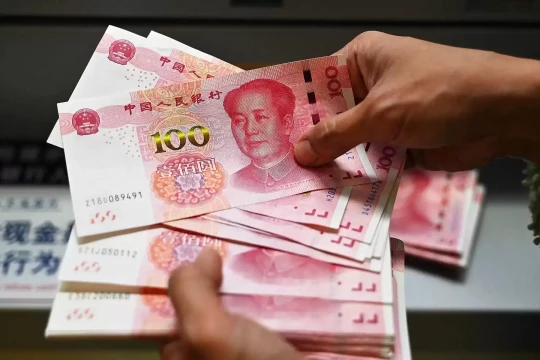 'Chính thất' kiện đòi nhân tình của chồng trả quà nhận suốt 7 năm