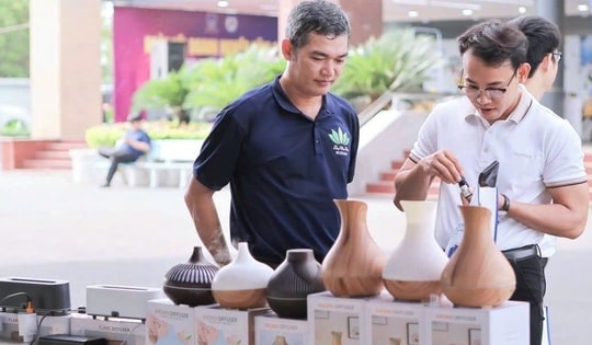 Bán hàng hội chợ Tết, ưu tiên gì?