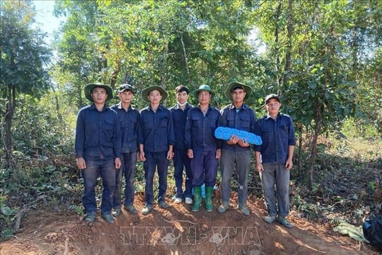 Tìm kiếm, quy tập thêm các hài cốt liệt sĩ kèm nhiều di vật