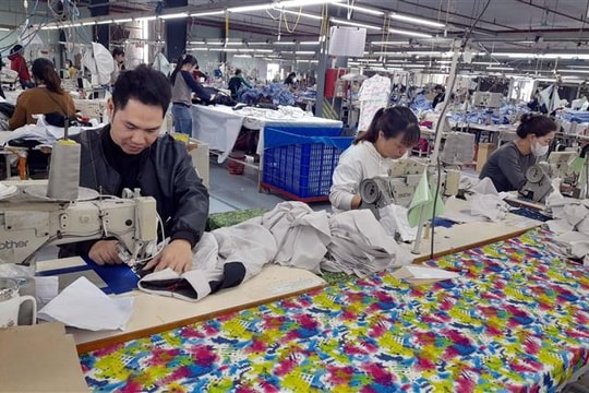 'Xây dựng giai cấp công nhân Việt Nam hiện đại, lớn mạnh trong kỷ nguyên phát triển mới của dân tộc'