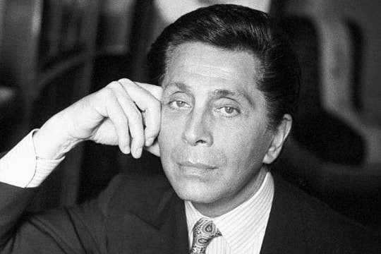 Huyền thoại Valentino qua đời