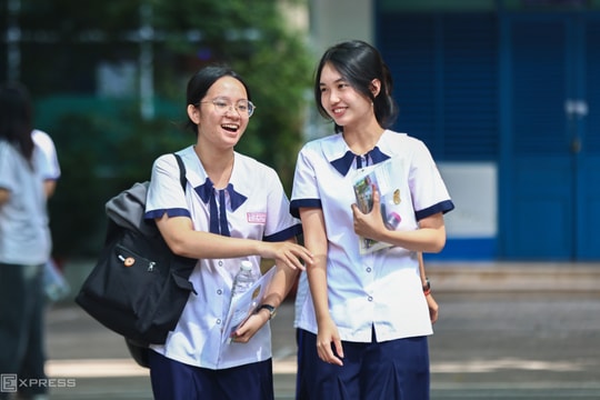 Đại học Kinh tế TP HCM chuyển sang xét tuyển kết hợp, nhân đôi điểm Toán