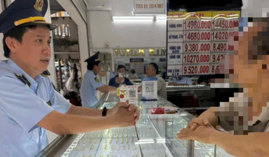 Vĩnh Long: 2 doanh nghiệp bị phạt nặng vì bán vàng trang sức giả mạo