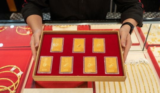 Tối 20-1, giá vàng miếng SJC tăng nhanh vượt 166 triệu đồng/lượng