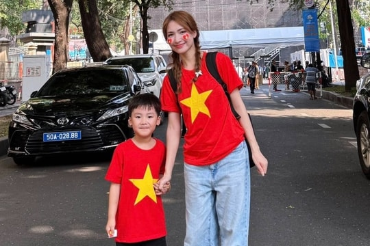 Hòa Minzy hẹn ra phố đi bộ Nguyễn Huệ cổ vũ U23 Việt Nam