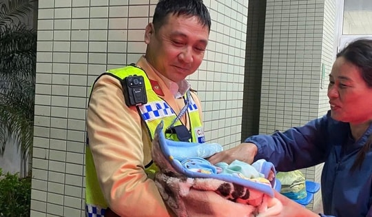 Người đàn ông kể chuyện làm 'hộ sinh' bất đắc dĩ, cùng cảnh sát giao thông đỡ đẻ cho vợ trên ô tô