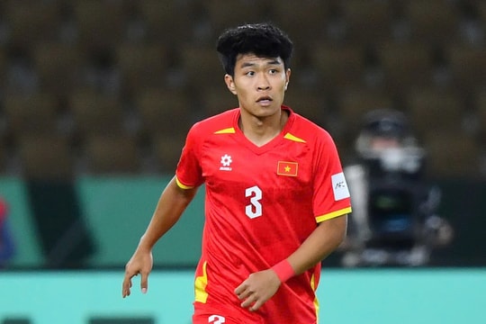 Đánh nguội nhận thẻ đỏ, hậu vệ U23 Việt Nam hết giải vẫn bị cấm thi đấu