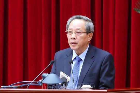 Xây dựng đội ngũ cán bộ đáp ứng yêu cầu lãnh đạo phát triển đất nước