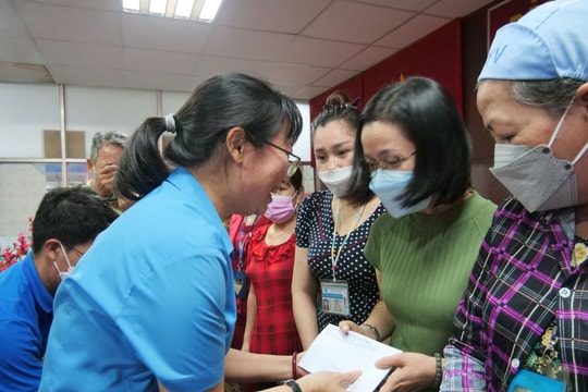 Người lao động TP Hồ Chí Minh kỳ vọng tạo đột phá từ những chính sách an sinh