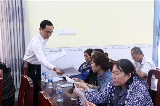 Vừa siết chặt giám sát, vừa hỗ trợ ngư dân để gỡ 'thẻ vàng' IUU