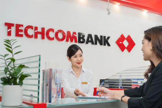 Techcombank báo lãi quý cuối năm 2025 tăng gần gấp hai lần
