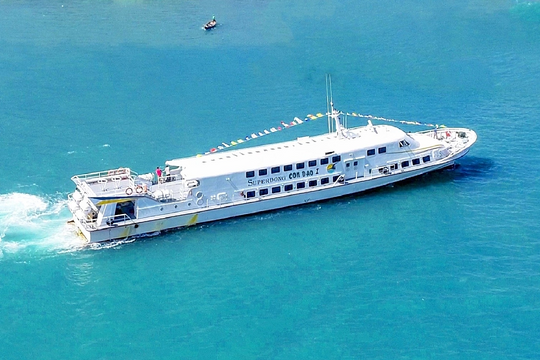 Tốn chi phí cạnh tranh khiến hãng tàu ra Phú Quốc lỗ trở lại