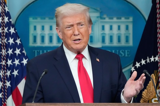 Hệ lụy từ việc ông Trump đăng tin nhắn riêng của lãnh đạo châu Âu