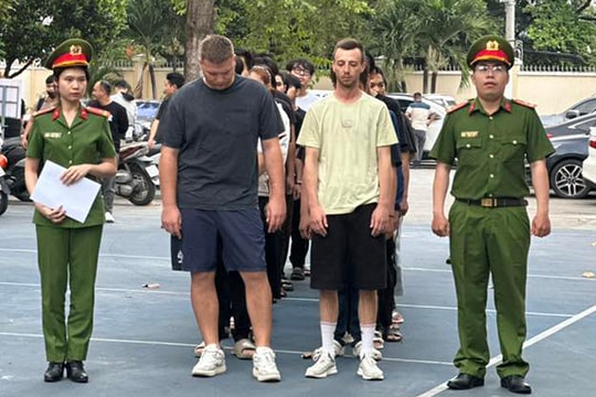 28 người mua bán cần sa ở TP HCM bị bắt