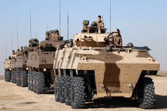 Tổng thống Pháp kêu gọi NATO diễn tập tại Greenland