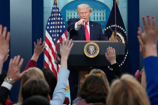 Ông Trump công khai tin nhắn riêng với lãnh đạo châu Âu