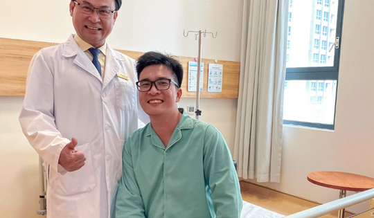 Từ Singapore về Vinmec tại Việt Nam chữa trị, bệnh nhân chấm dứt cơn đau dai dẳng kéo dài suốt 7 năm