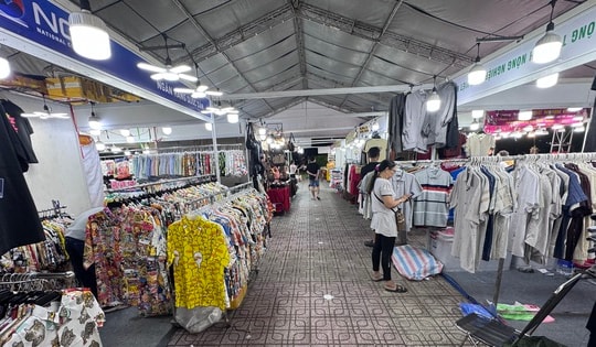 Tha hồ mua sắm tại chương trình kích cầu tiêu dùng tại phường Hạnh Thông, TPHCM