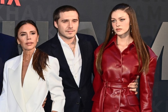 Lộ clip Victoria Beckham và con dâu căng thẳng?