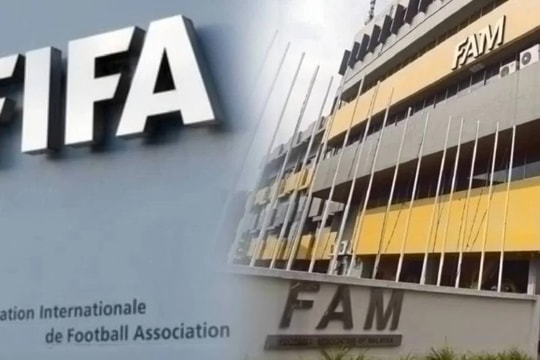 Lý do bất ngờ khiến lãnh đạo LĐBĐ Malaysia từ chức hàng loạt