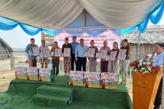 Biên phòng TP Hồ Chí Minh phối hợp tổ chức chương trình 'Dân vận khéo' gắn với an sinh xã hội