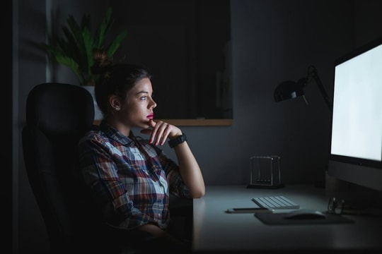 4 dấu hiệu bạn đang mắc 'tự lập độc hại'