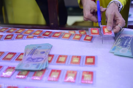Giá vàng miếng giảm gần 2 triệu đồng