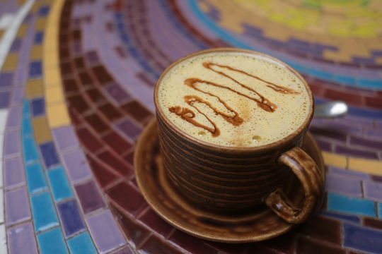 9 sai lầm khi uống cà phê âm thầm hại sức khỏe