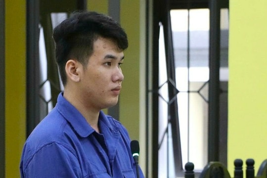 Đánh bà nội lấy vàng bán trả nợ, mua quà thăm bạn gái