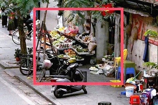 Giằng co vỉa hè vì tư duy 'lấn chiếm để mưu sinh'