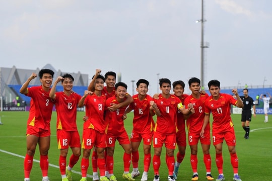 U23 Việt Nam đấu U23 Hàn Quốc: HLV Kim Sang-sik thay đổi hàng loạt