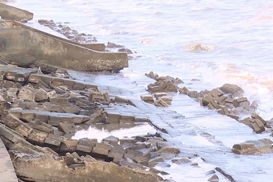 Thanh Hóa công bố tình huống khẩn cấp sạt lở kè biển xã Hoằng Thanh