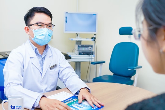 Vì sao nước vào tai gây nấm?