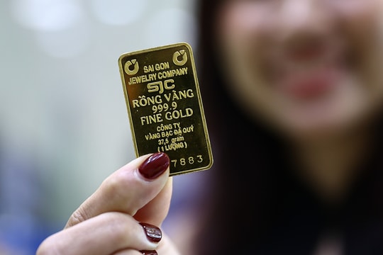 Bị lừa 300 triệu đồng khi mua hai cây vàng qua 'Facebook tích xanh'