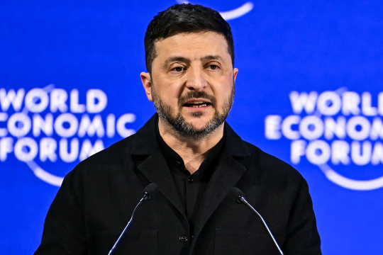 Ông Zelensky đề xuất giúp NATO 'đánh chìm tàu Nga' gần Greenland