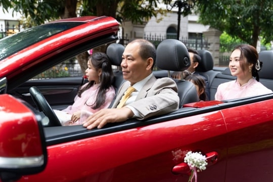 Tỷ phú Phạm Nhật Vượng trong ngày cưới của con trai