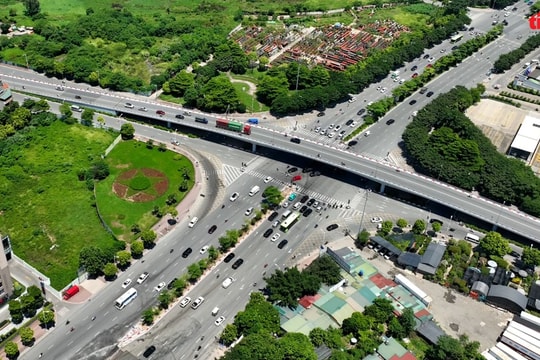 Hà Nội: Thí điểm điều chỉnh giao thông nút giao Cổ Linh - Đàm Quang Trung từ ngày 25/1