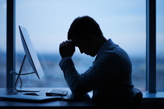 Đàn ông nổi nóng vô cớ - dấu hiệu trầm cảm ít ai nhận ra