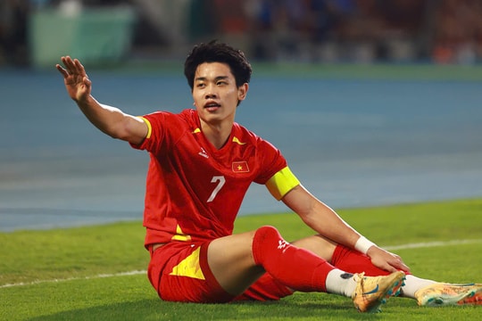 Đình Bắc nguy cơ bị treo giò tại Asian Cup 2027