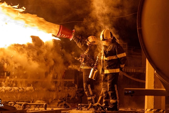 Ukraine nghi để lọt tên lửa siêu vượt âm Zircon Nga