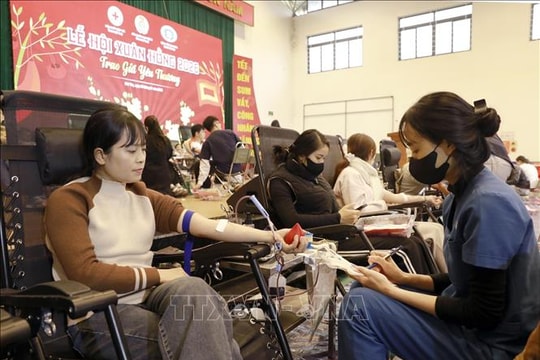 Lễ hội Xuân hồng 2026 - Trao gửi yêu thương tại khu công nghiệp Phú Thọ