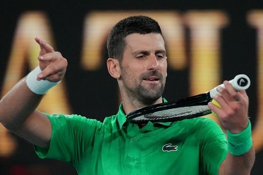 Djokovic không cần thi đấu vẫn vào tứ kết Australia Mở rộng 2026