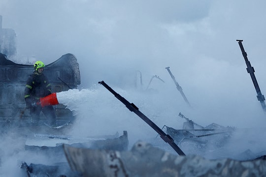 Ukraine hứng hơn 3.000 UAV, bom lượn Nga trong một tuần