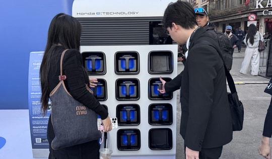 Các "ông lớn" đua nhau làm xe máy điện