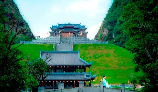 Thung lũng đẹp như phim cổ trang, điểm check-in mới ở Ninh Bình