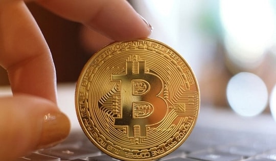 Thị trường tiền số hôm nay, 25-1: Động thái của nhà đầu tư khi Bitcoin rớt giá