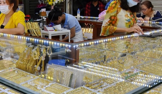 Cử tri phản ánh độc quyền mua - bán vàng miếng gây biến động lớn về giá, Ngân hàng Nhà nước nói gì?