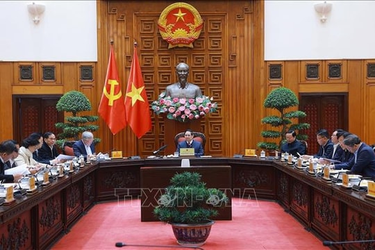 Thường trực Chính phủ và Thường vụ Đảng ủy Chính phủ họp về các dự án điện hạt nhân