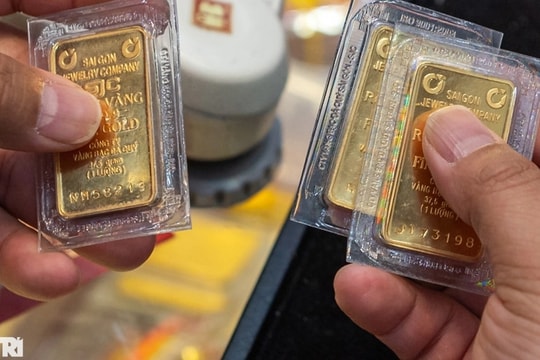 Giá vàng trong nước, thế giới đồng loạt tăng vọt
